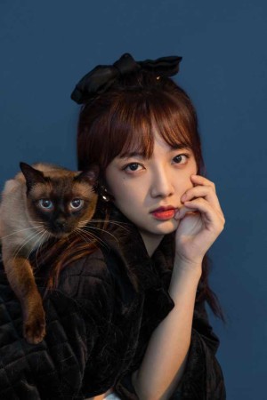 范薇新剧《少女大人》热播 现场live唱功依旧